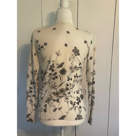 Vila Milano Women's Size Small Button-Up Cardigan Cream w/ Floral Pattern - Picture 4 of 6